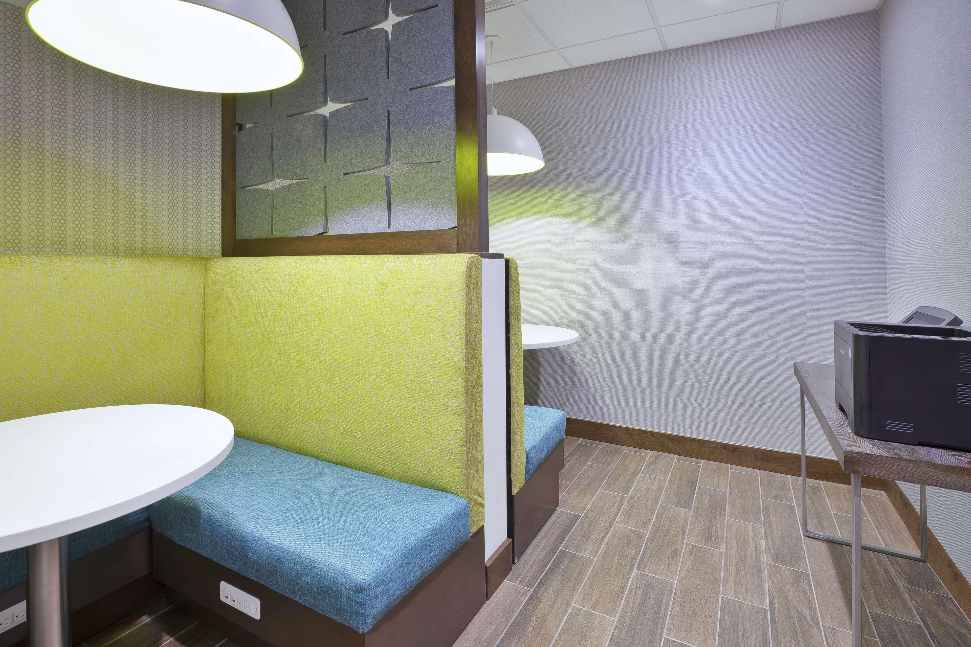 Hampton Inn & Suites Grandville Grand Rapids South Экстерьер фото